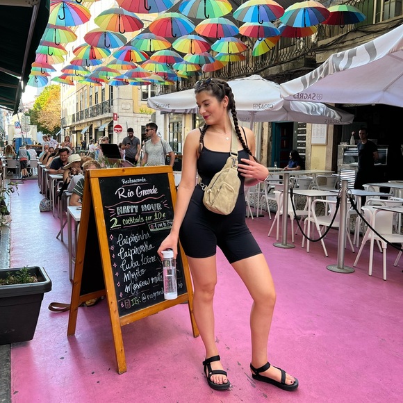 Meet your Posher, Cassandra - Picture 8 of 9